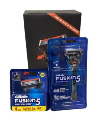 Gillette Fusion5 Proglide Flexball Tıraş Makinesi + 5 Yedekli Giftset